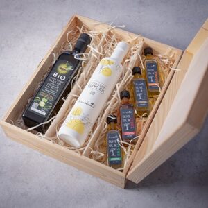 BOX prezentowy oliwa Armakadi BIO 500ml + Oliwa CretaVita BIO + oliwy smakowe