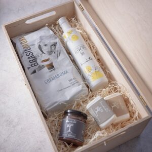 BOX prezentowy oliwa BIO + 1kg Brasilmoka + 2 mydełka + oliwki